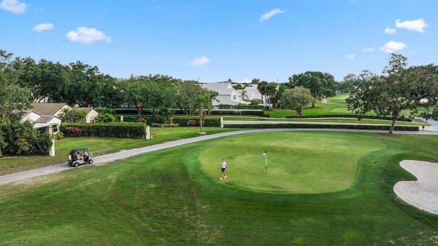 61 N Ironwood Way, Palm Beach Gardens, FL 33418