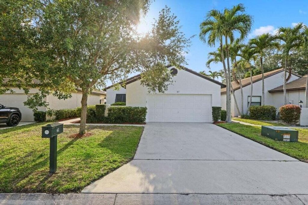 61 N Ironwood Way, Palm Beach Gardens, FL 33418