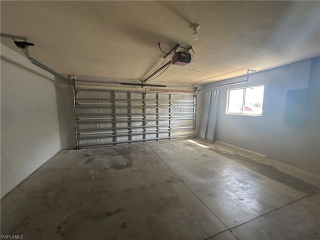 326 NE 23rd TER, Cape Coral, FL 33909