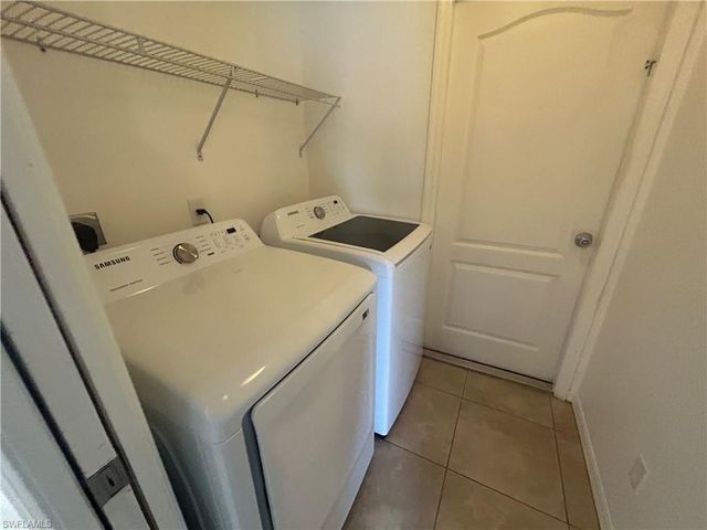 326 NE 23rd TER, Cape Coral, FL 33909