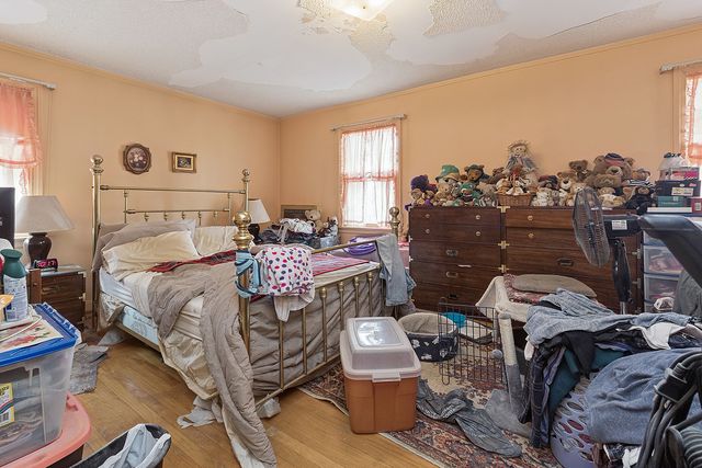 9635 S Francisco Avenue, Evergreen Park, IL 60805