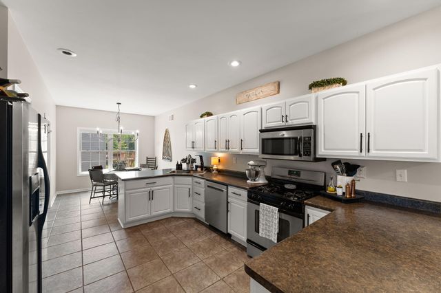 12612 Marsh Landing Pkwy, Cedar Lake, IN 46303
