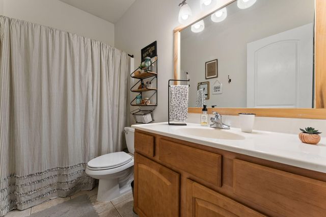 12612 Marsh Landing Pkwy, Cedar Lake, IN 46303
