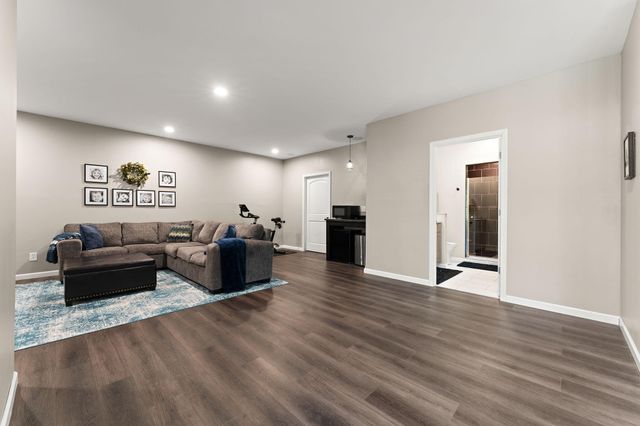 12612 Marsh Landing Pkwy, Cedar Lake, IN 46303