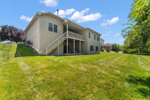 12612 Marsh Landing Pkwy, Cedar Lake, IN 46303