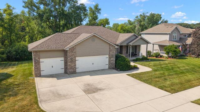 12612 Marsh Landing Pkwy, Cedar Lake, IN 46303