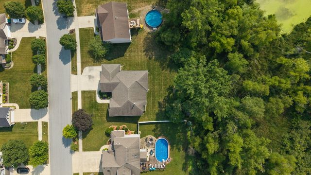 12612 Marsh Landing Pkwy, Cedar Lake, IN 46303