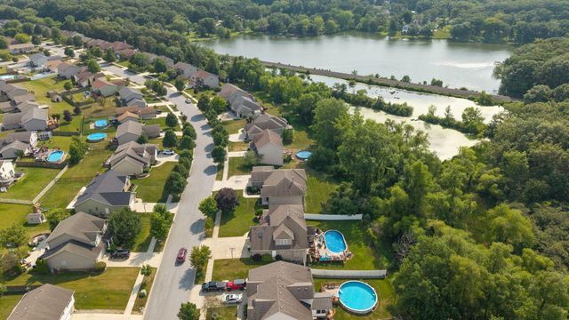 12612 Marsh Landing Pkwy, Cedar Lake, IN 46303