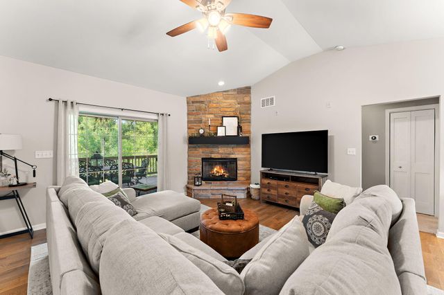 12612 Marsh Landing Pkwy, Cedar Lake, IN 46303