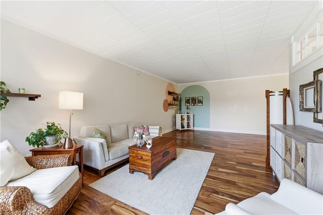 5825 5th Ave 201, Shadyside, PA 15232