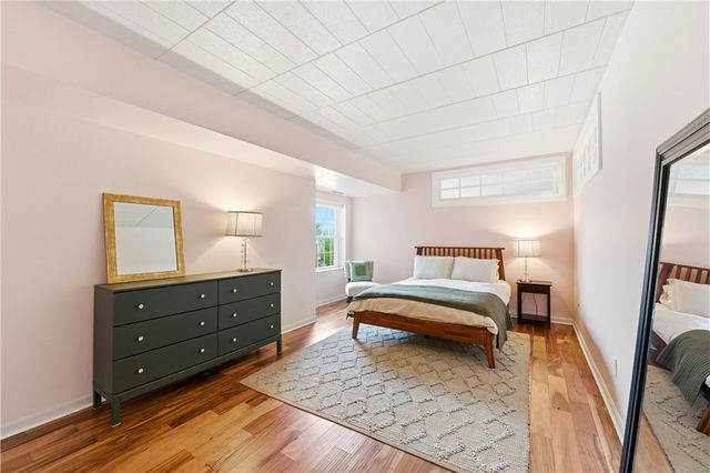 5825 5th Ave 201, Shadyside, PA 15232