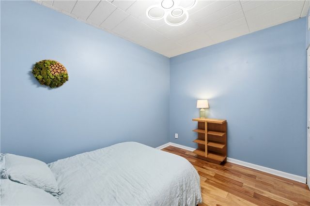5825 5th Ave 201, Shadyside, PA 15232