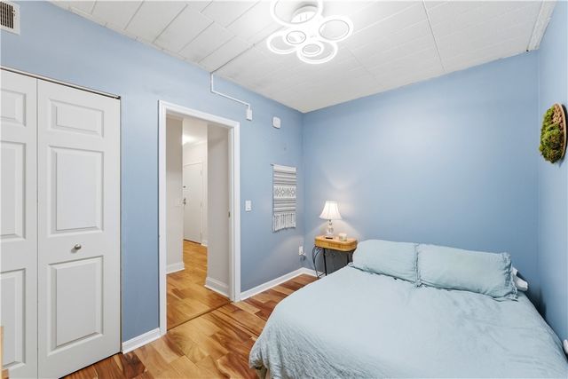 5825 5th Ave 201, Shadyside, PA 15232