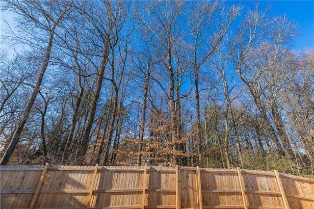 199 Amelia Creek Way, Lawrenceville, GA 30045