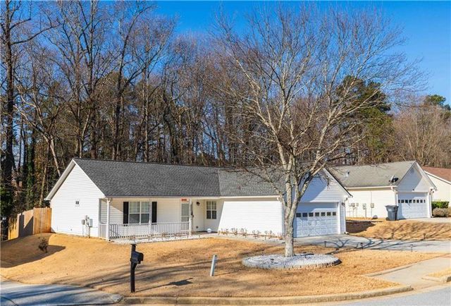 199 Amelia Creek Way, Lawrenceville, GA 30045