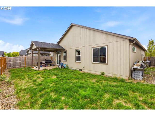 559 CASTING St, Albany, OR 97322