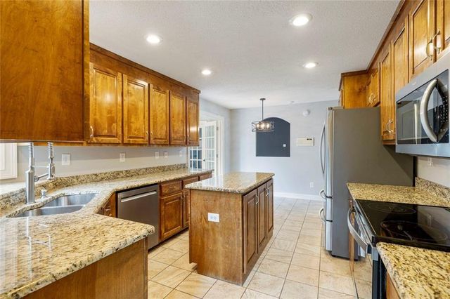 39 Club View Drive SE, Rome, GA 30161