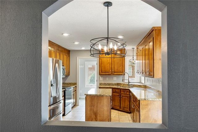 39 Club View Drive SE, Rome, GA 30161