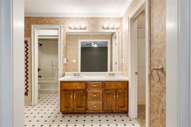 39 Club View Drive SE, Rome, GA 30161