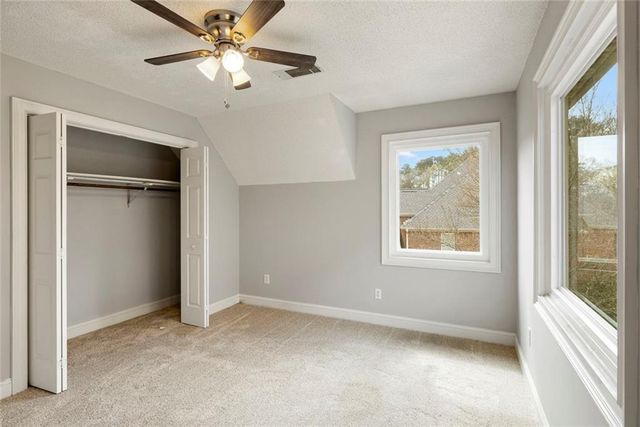 39 Club View Drive SE, Rome, GA 30161