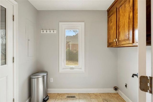 39 Club View Drive SE, Rome, GA 30161