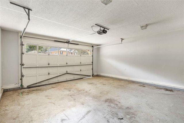 39 Club View Drive SE, Rome, GA 30161