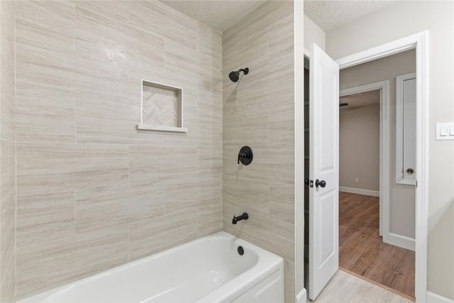 7414 Seminole Street, Baytown, TX 77521