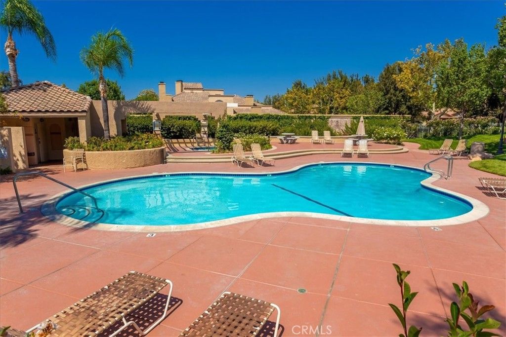 Image 23 of property listing at 23633 Del Monte 272, Valencia, CA 91355