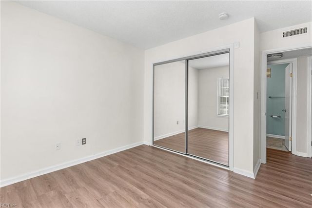 616 Shoreham Ct Apt 102, Virginia Beach, VA 23451