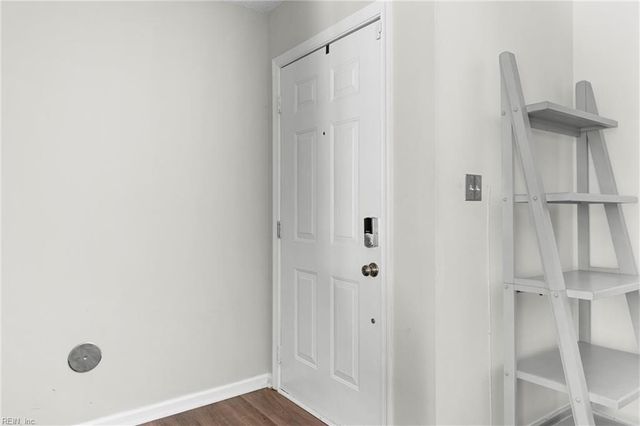 616 Shoreham Ct Apt 102, Virginia Beach, VA 23451