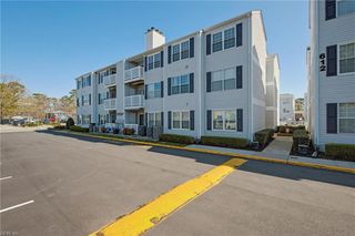 616 Shoreham Ct Apt 102, Virginia Beach, VA 23451