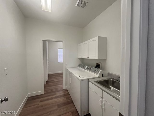 3816 Waynesvill Street, Las Vegas, NV 89122