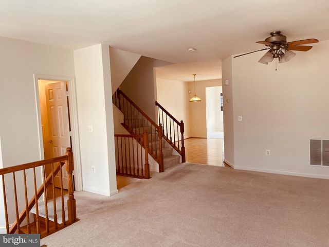 16802 SWEENEY LN, Woodbridge, VA 22191