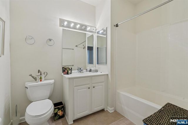 5203 Warrens Way, Wanaque, NJ 07465