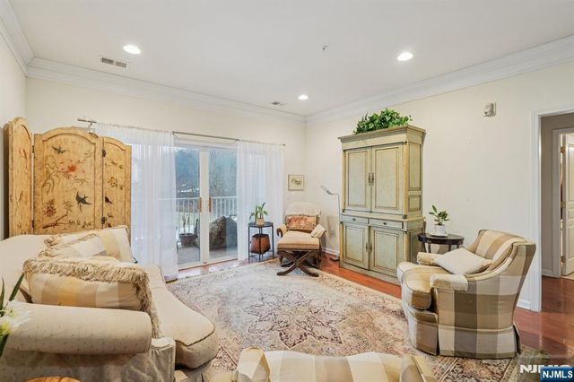 5203 Warrens Way, Wanaque, NJ 07465