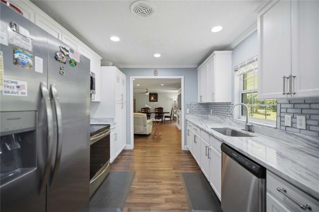 4218 SE 14TH PLACE, Ocala, FL 34471