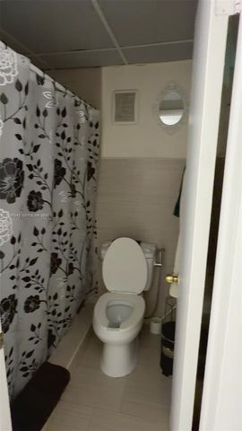 1225 W 35th Street 2A, Hialeah, FL 33012