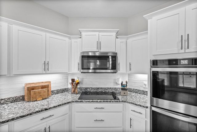 4350 Memory Ln, Adams, TN 37010