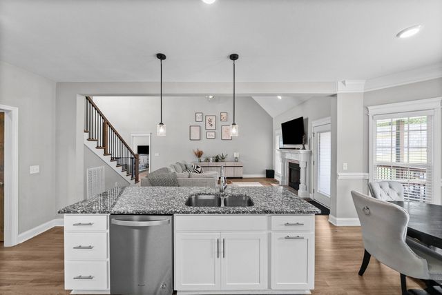 4350 Memory Ln, Adams, TN 37010
