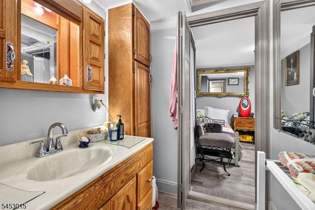504 W Broad St, Westfield Town, NJ 07090