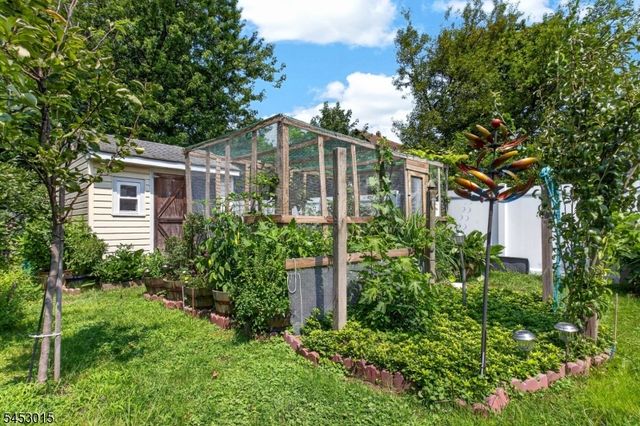 504 W Broad St, Westfield Town, NJ 07090