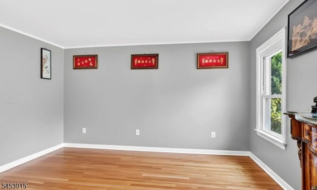 504 W Broad St, Westfield Town, NJ 07090