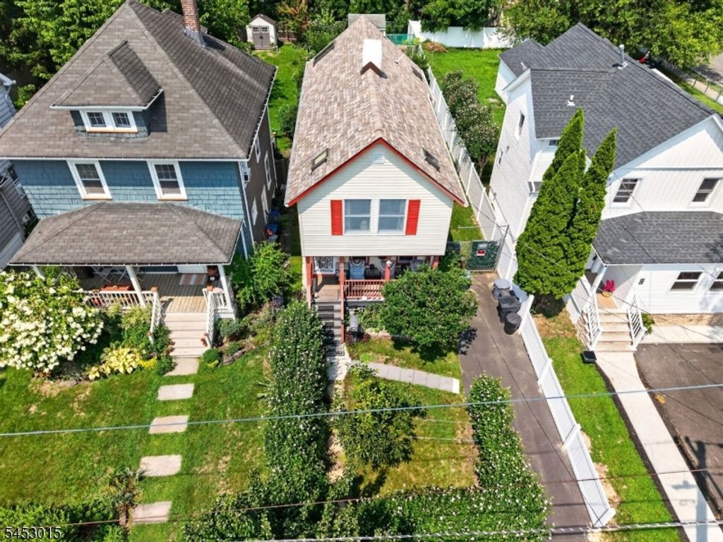 504 W Broad St, Westfield Town, NJ 07090