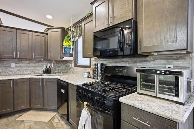 S1919 Whitetail Drive, Reedsburg, WI 53959
