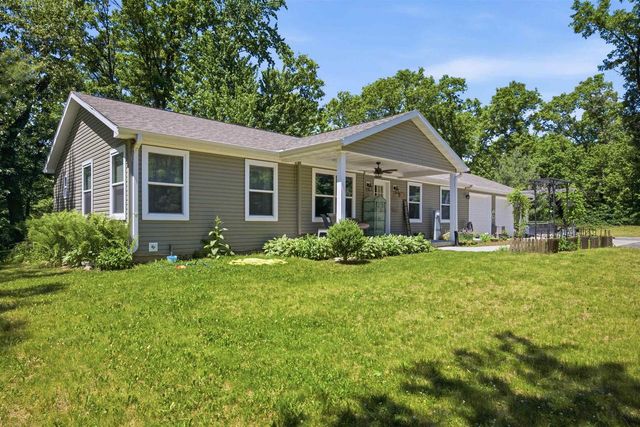 S1919 Whitetail Drive, Reedsburg, WI 53959