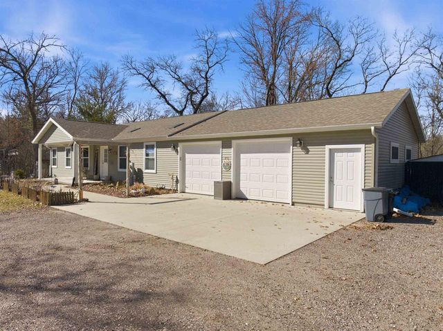 S1919 Whitetail Drive, Reedsburg, WI 53959