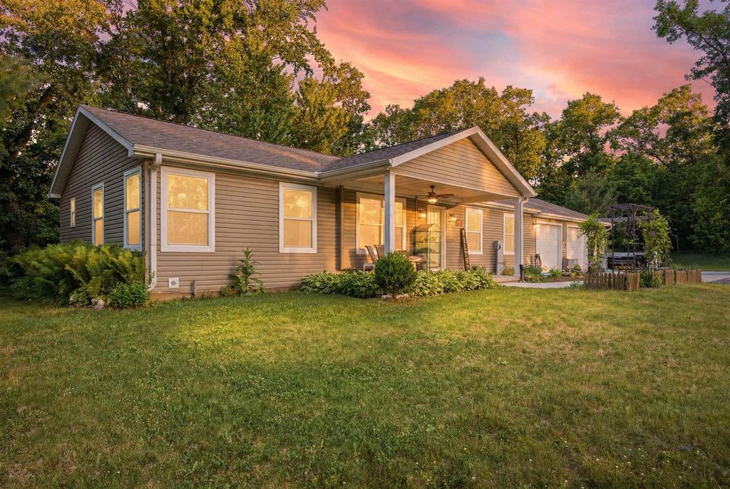S1919 Whitetail Drive, Reedsburg, WI 53959