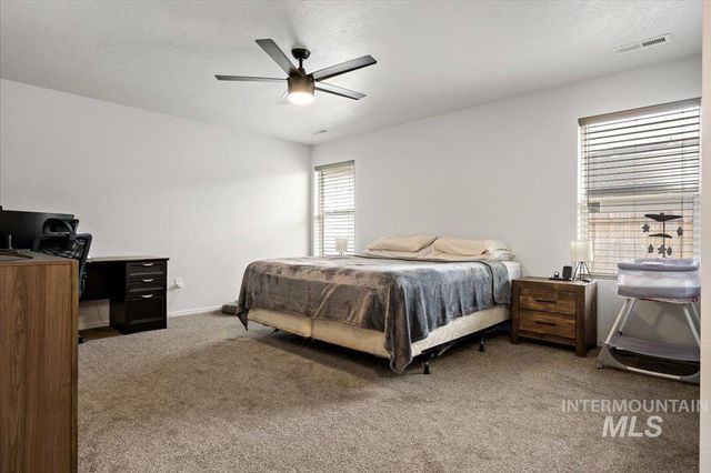 7565 E Bratton Dr., Nampa, ID 83687