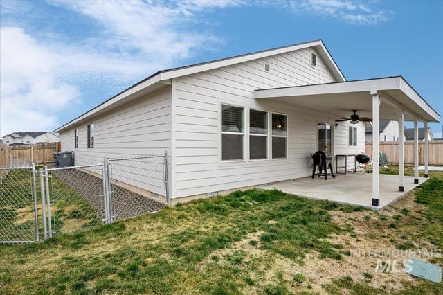 7565 E Bratton Dr., Nampa, ID 83687