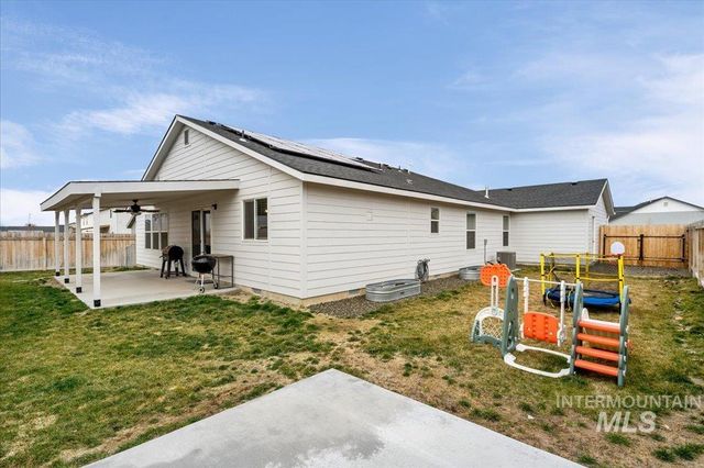 7565 E Bratton Dr., Nampa, ID 83687